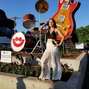 Meet your Posher, Samantha